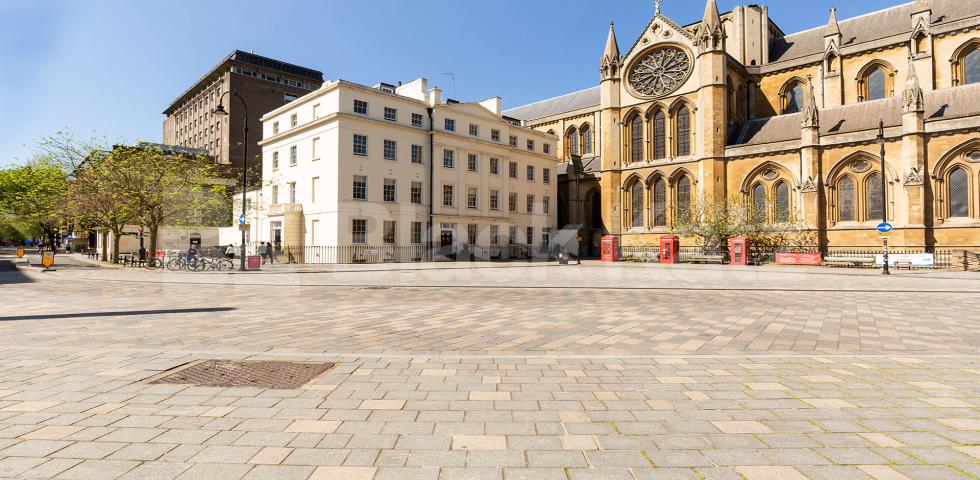 			STUNNING 3 BED IN WC1!, 3 Bedroom, 1 bath, 1 reception Flat			 Byng Place, RUSSELL SQUARE